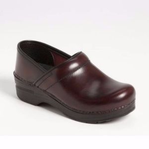 Dansko Nursing, Chef, Career Clogs!